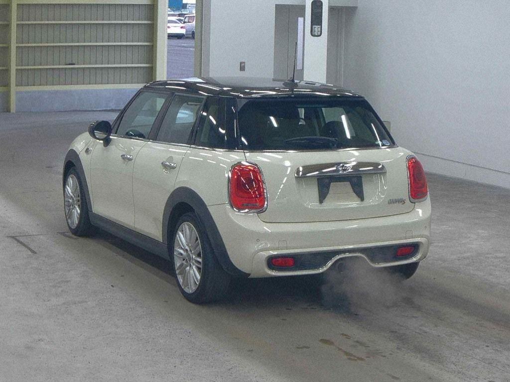 2015 Mini 5d