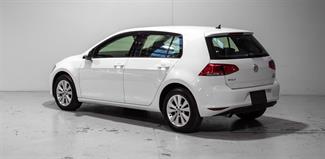 2014 Volkswagen Golf - Thumbnail