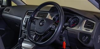 2014 Volkswagen Golf - Thumbnail