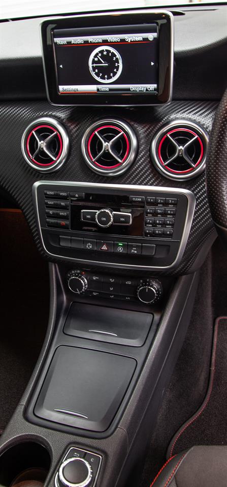 2015 Mercedes-Benz A 180