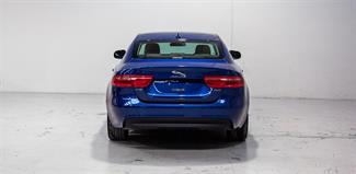 2015 Jaguar XE - Thumbnail