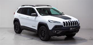 2016 Jeep Cherokee - Thumbnail