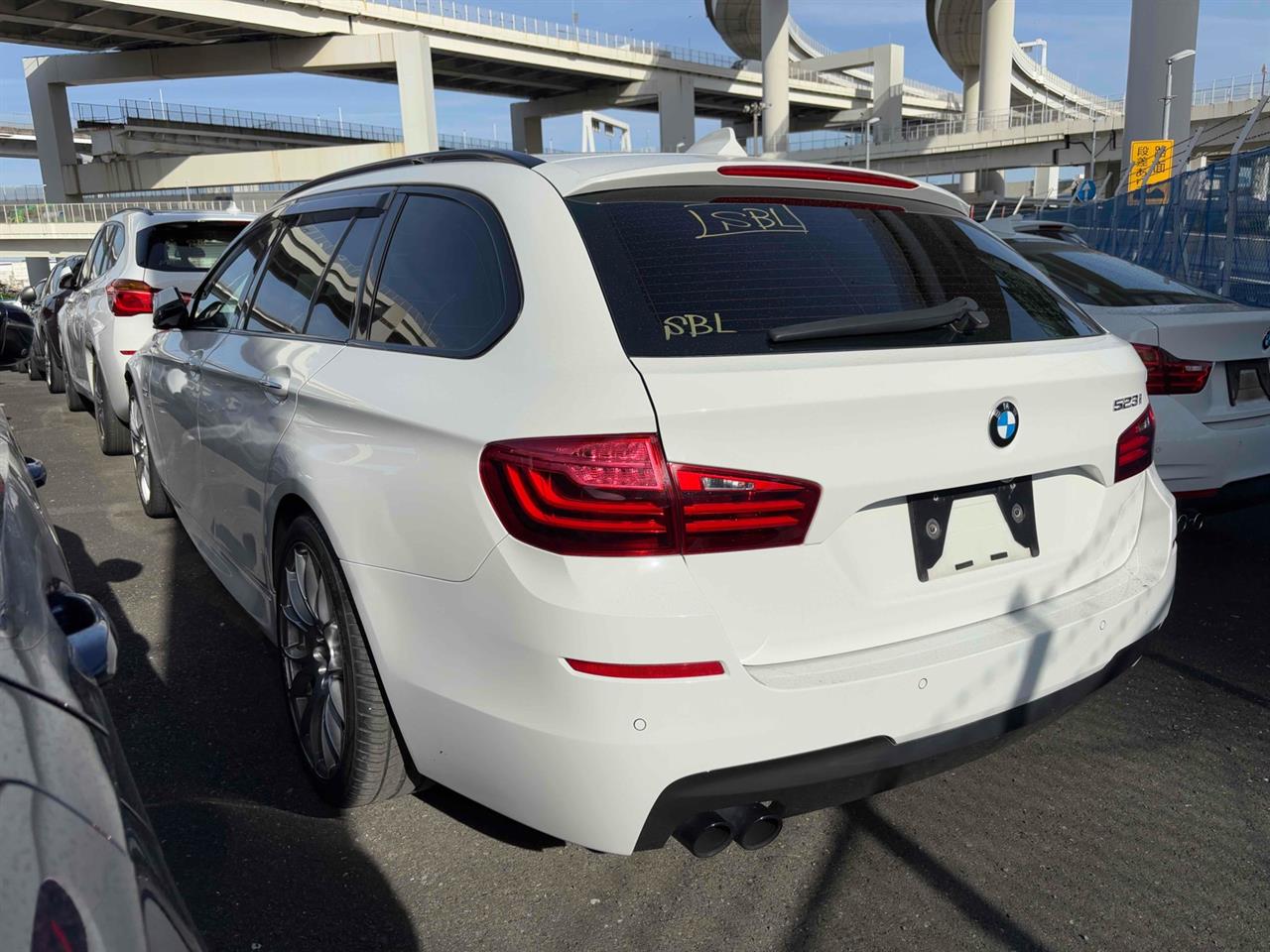 2015 BMW 523i