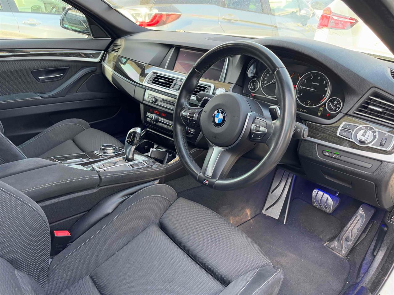 2015 BMW 523i