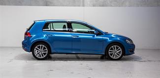 2014 Volkswagen Golf - Thumbnail